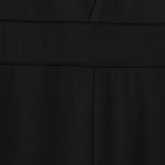 Oak & Fort black low-cut, flowy romper - Picture 5 of 9